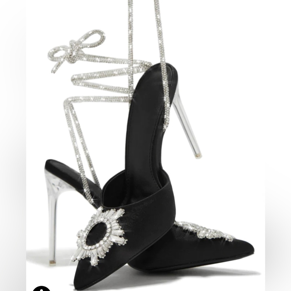 Beautiful shoes just but fit more of a size 8 than 8 1/2. Never wore the shoes.